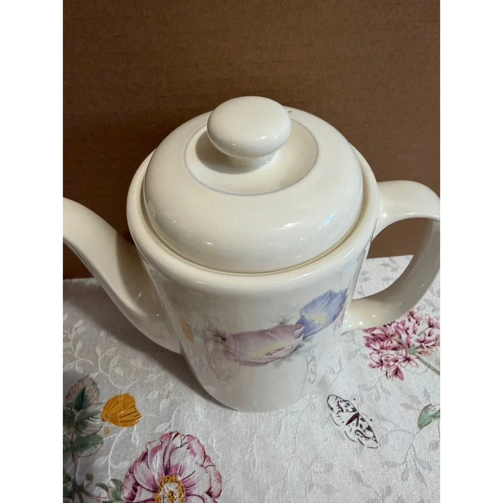 Noritake Keltcraft Misty Isle Ringlet 9131 Coffee Pot Tea Server Ireland Floral